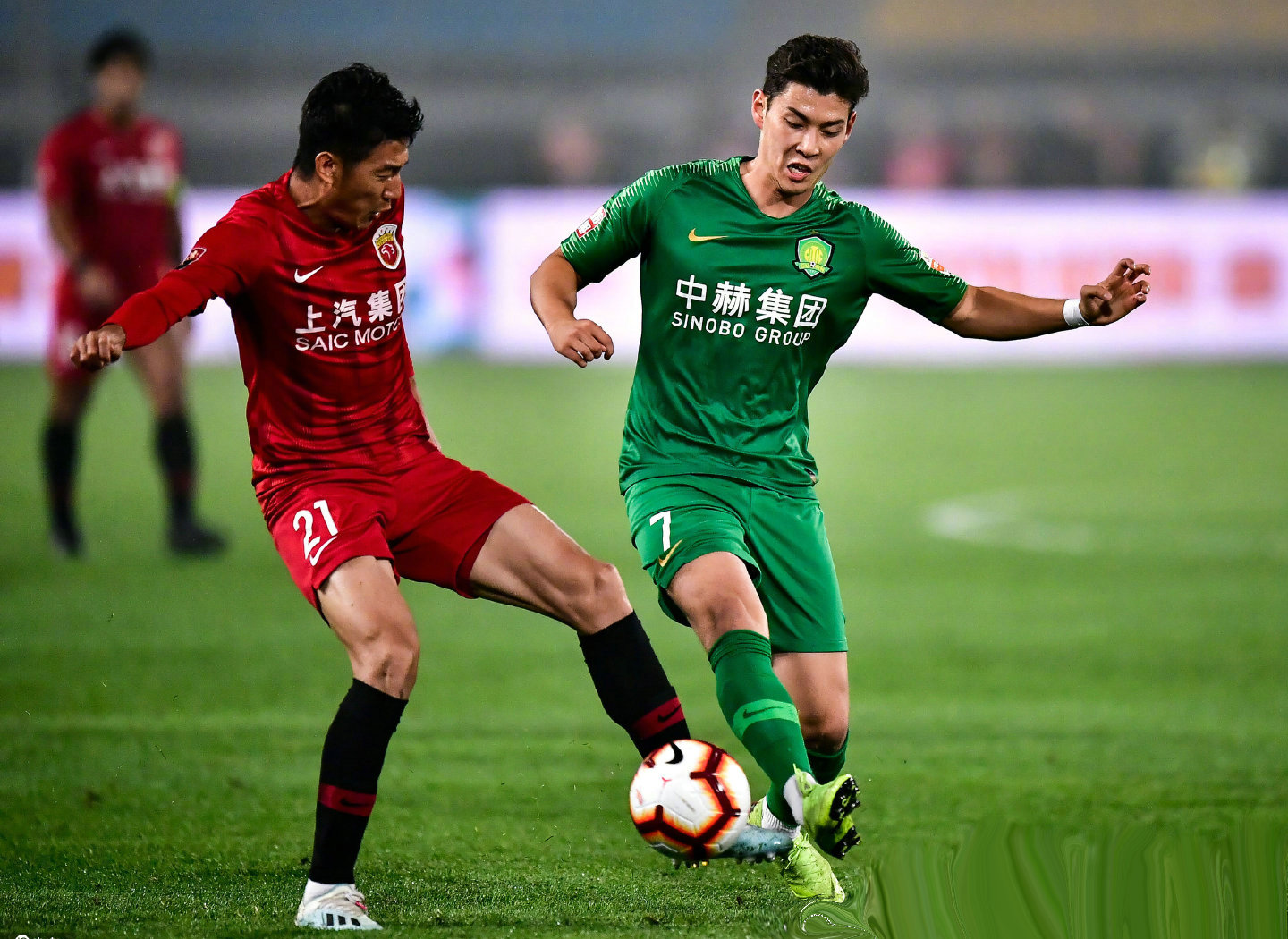 今晚中超焦点战；孟菲斯灰熊迎来里程碑；管理层满意；身体对抗强度拉满的简单介绍